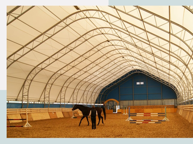 Строительство конных манежей в Южно-Сахалинске