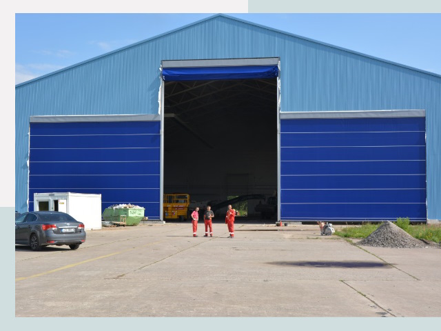 Ангарные ворота в Южно-Сахалинск от СтальСтрой-Южн по цене 620 руб.