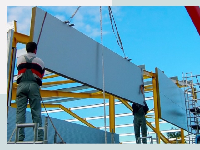 Монтаж сэндвич-панелей в Южно-Сахалинске от 620 руб.